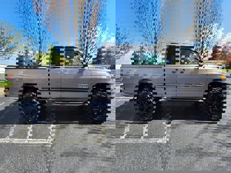 Used 2000 Toyota Tundra SR5 image 4