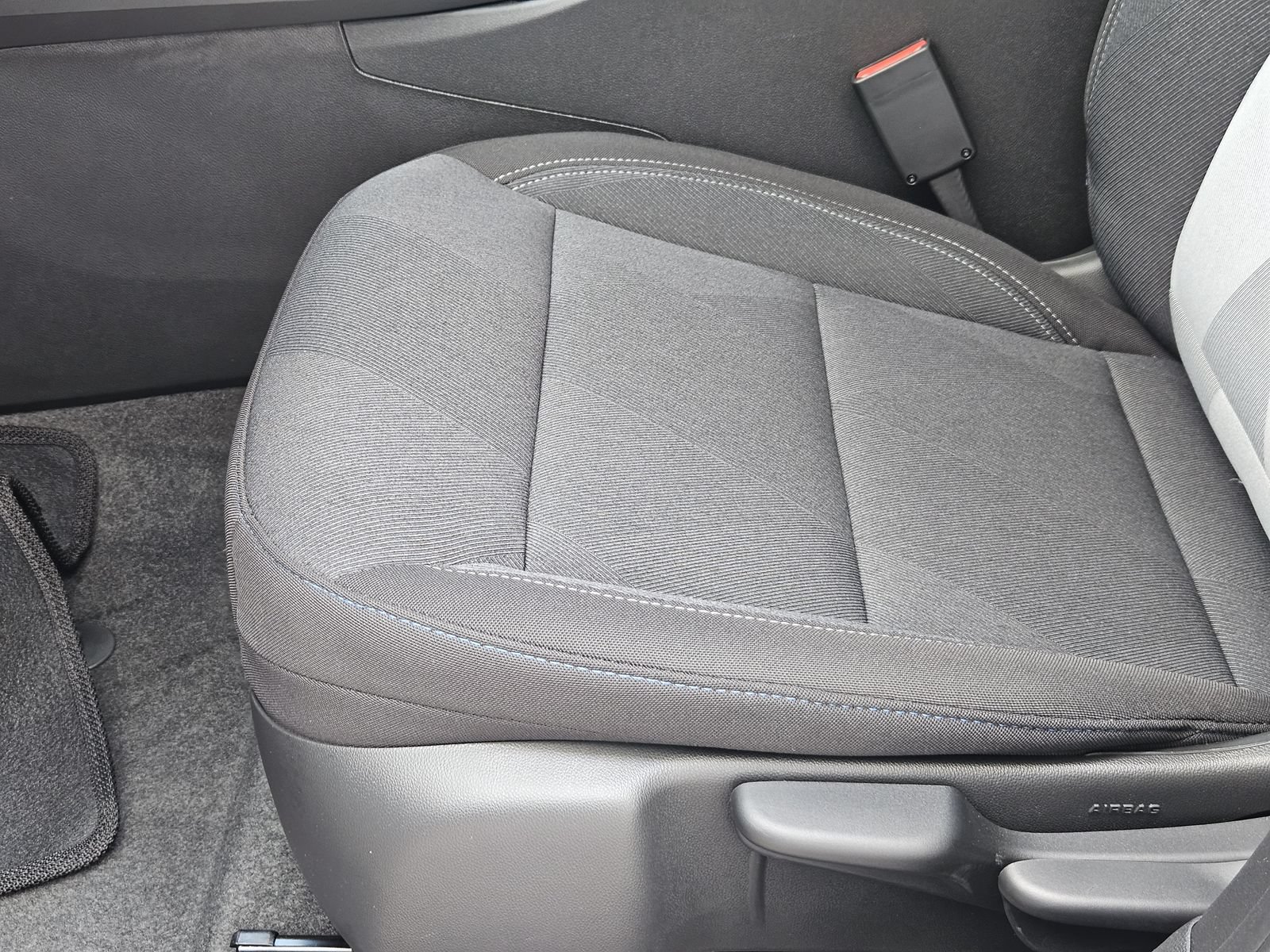 New 2026 Chevrolet Trax LS w/ LS Convenience Package FWD image 24
