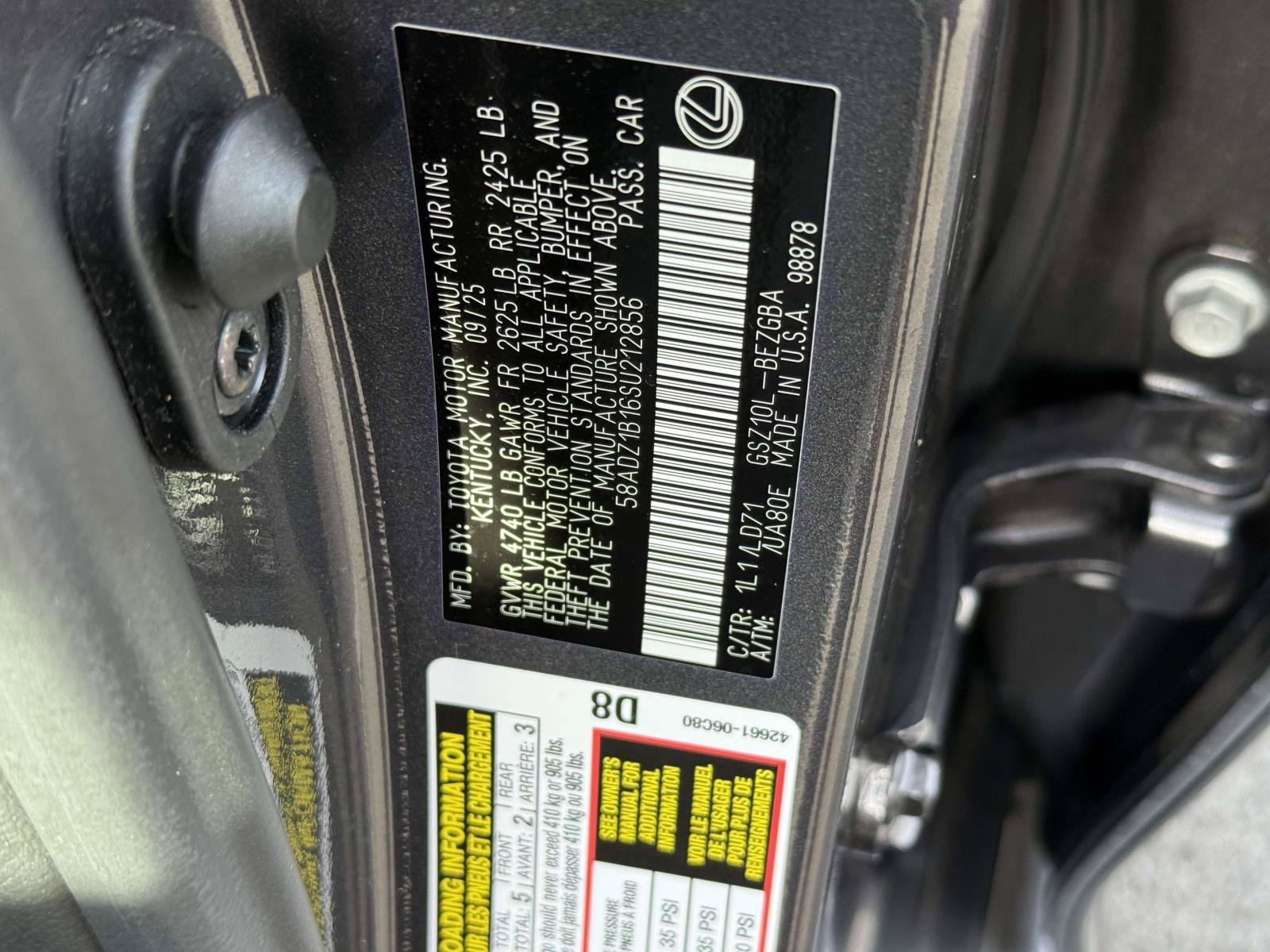 Used 2025 Lexus ES 350 w/ Premium Package FWD image 31