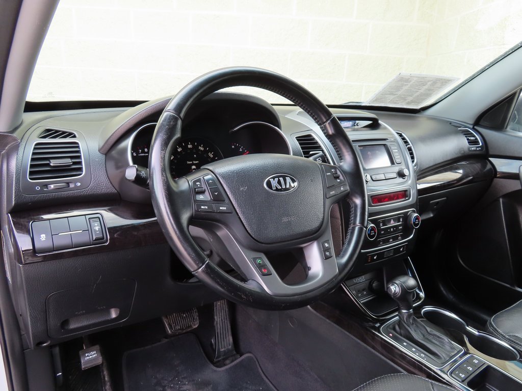 Used 2014 Kia Sorento EX image 26