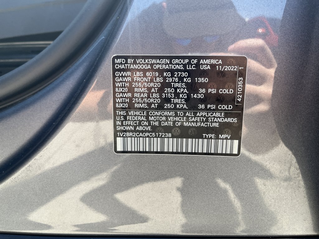 Used 2023 Volkswagen Atlas SEL AWD/4WD image 36