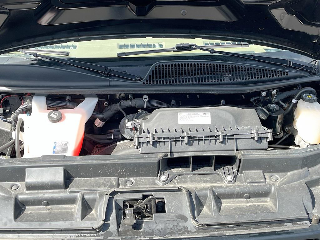 Used 2024 Chevrolet Express 2500 w/ Driver Convenience Package image 25