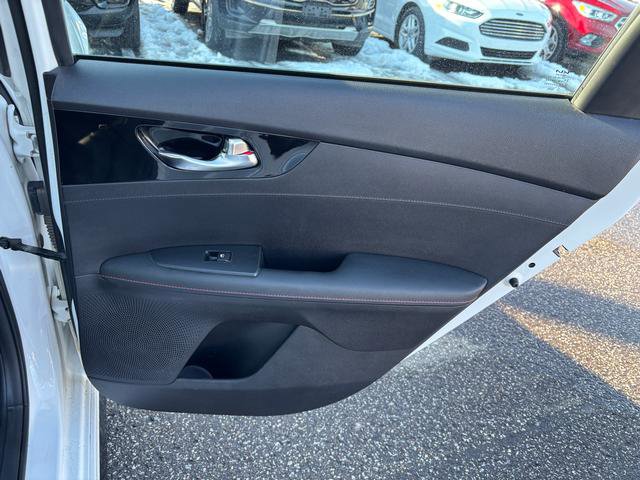 Used 2022 Kia Forte GT w/ GT2 Package image 14