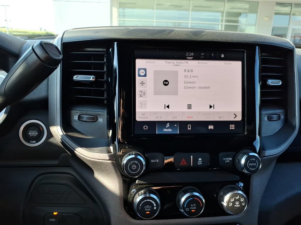 New 2026 RAM 2500 Tradesman AWD/4WD image 16