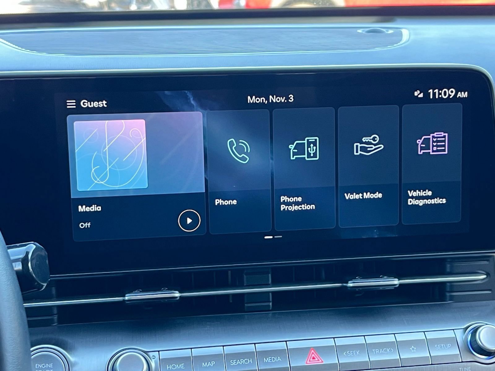 Used 2025 Volkswagen Atlas SE image 21