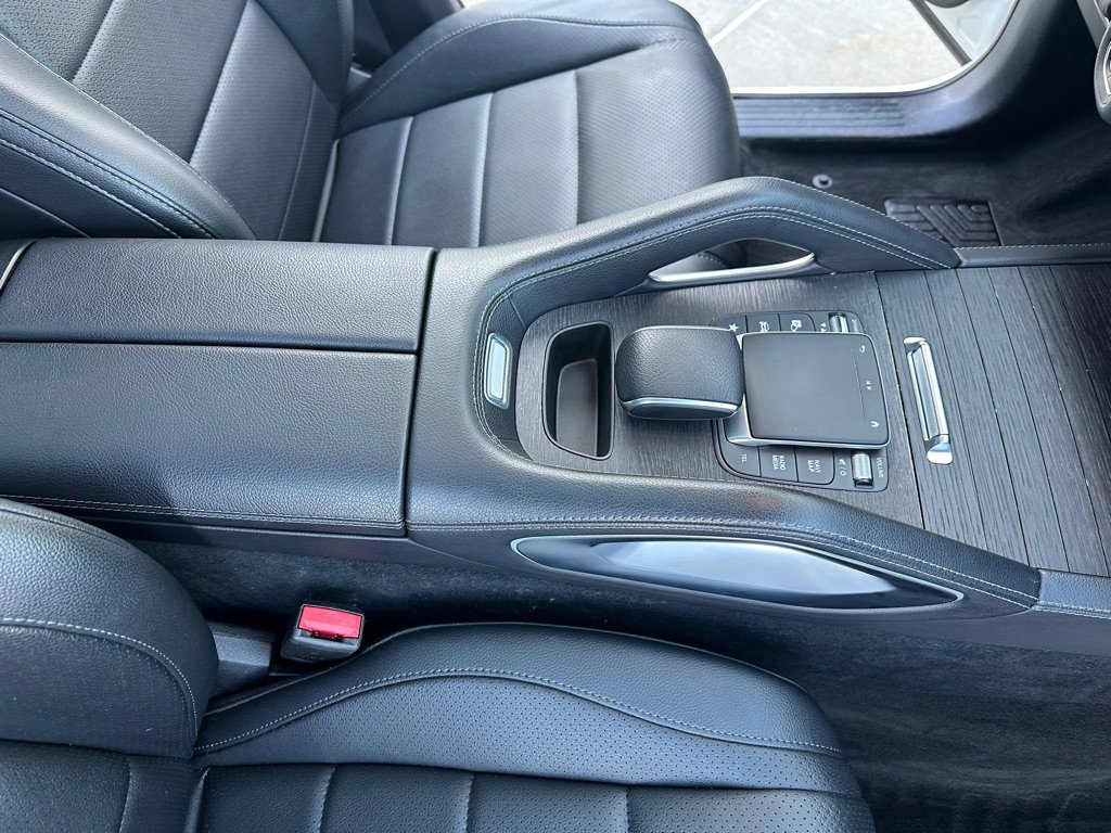 Used 2021 Mercedes-Benz GLE 350 4MATIC image 25