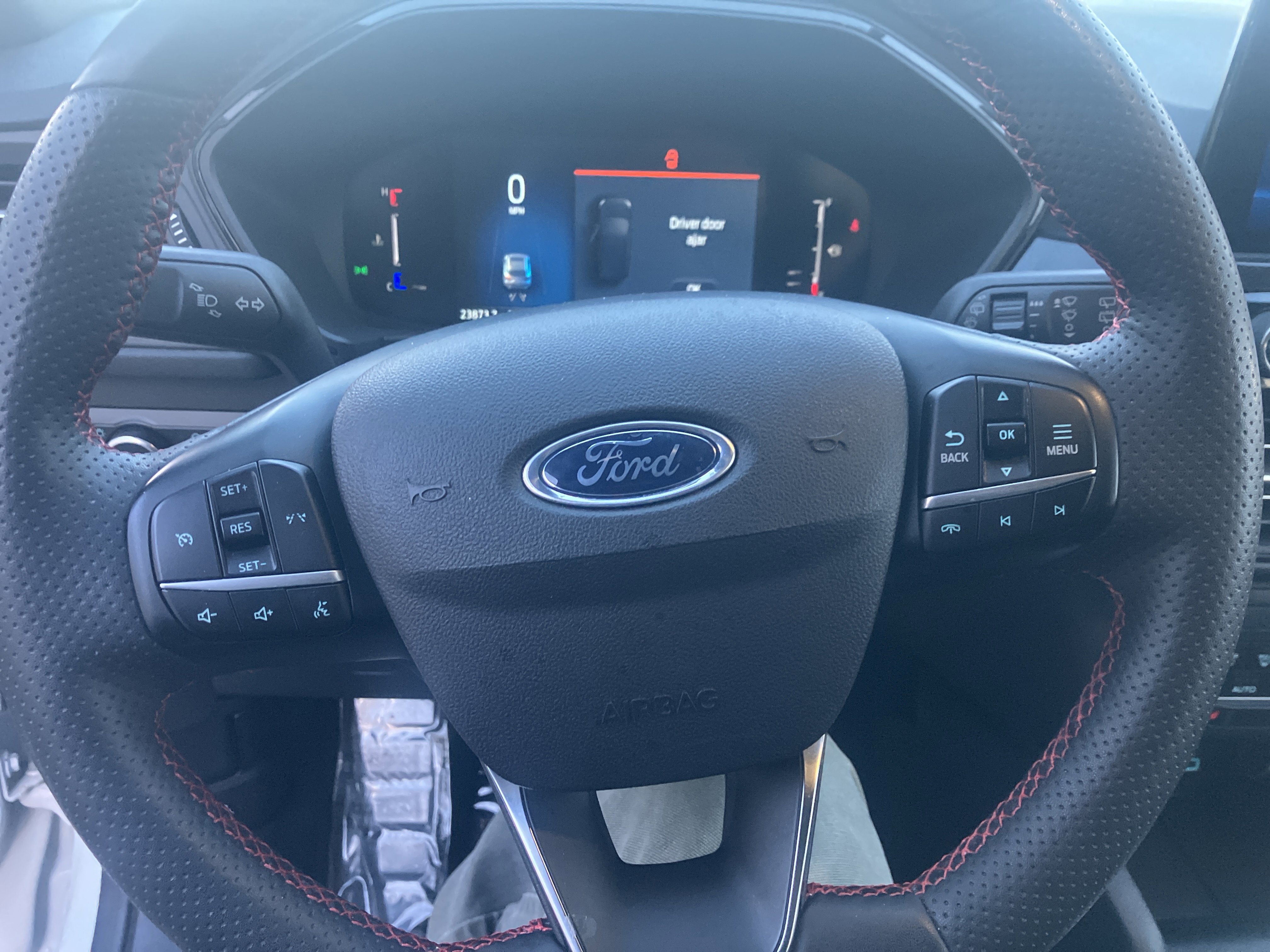 Used 2023 Ford Escape ST-Line image 22