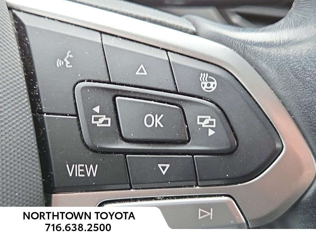 Used 2020 Volkswagen Atlas Cross Sport SEL image 21