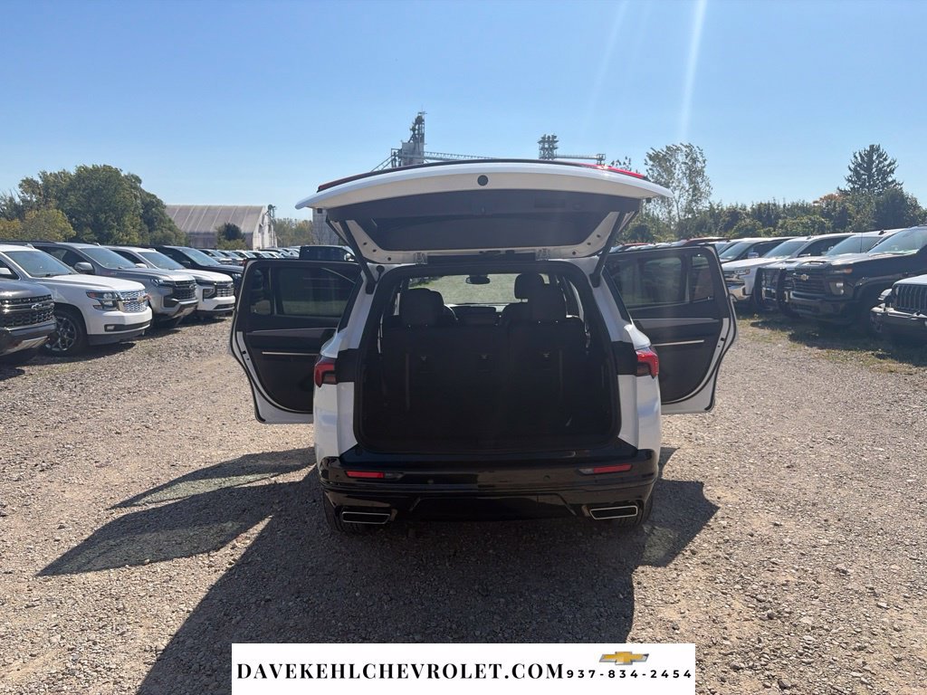 Used 2026 Buick Enclave Sport Touring AWD/4WD image 31