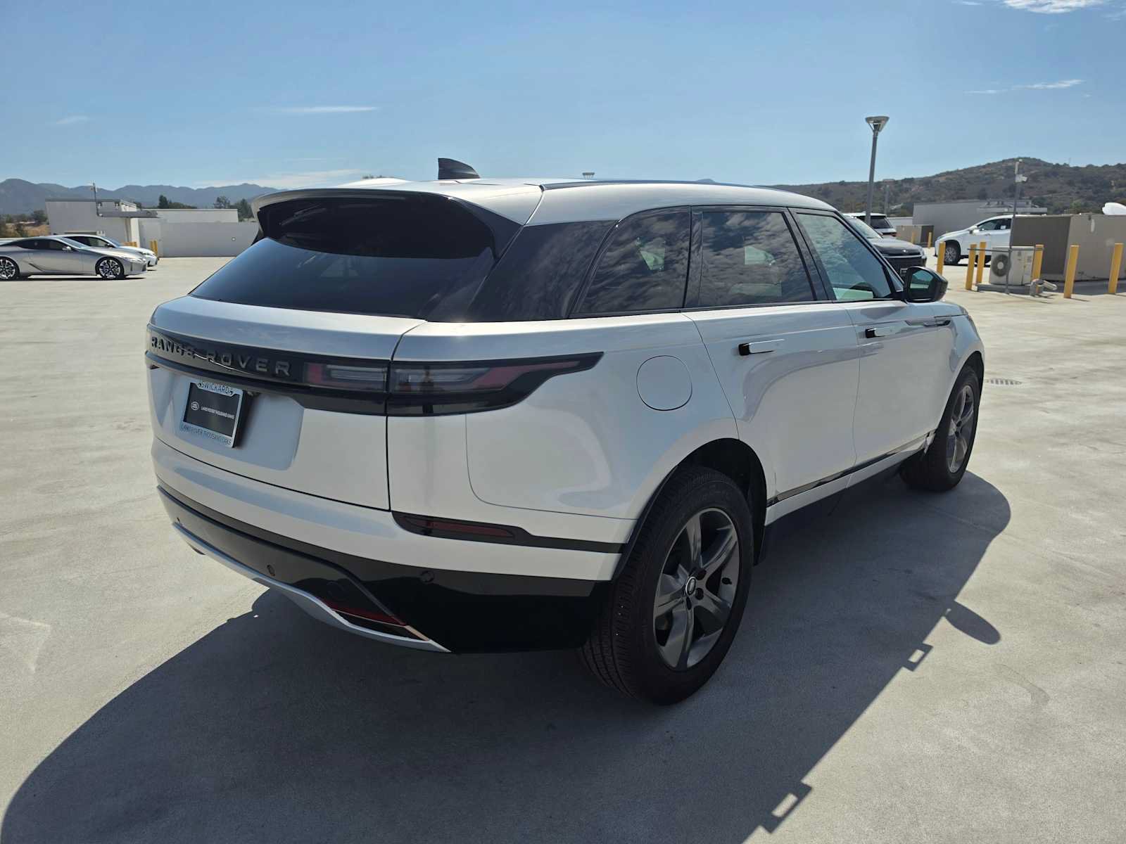 Used 2024 Land Rover Range Rover Velar Dynamic SE AWD/4WD image 7