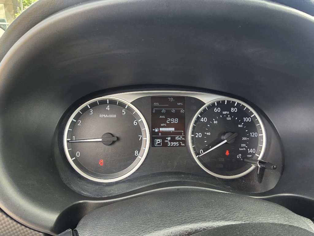 Used 2021 Nissan Kicks S FWD image 19
