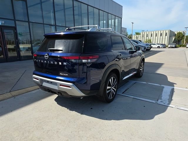 Used 2025 Nissan Pathfinder Platinum w/ Cargo Package image 4