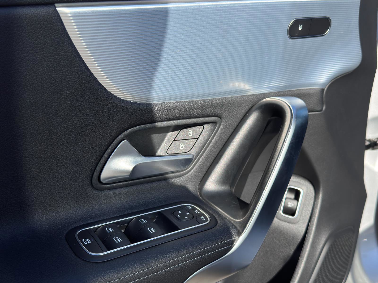 Used 2022 Mercedes-Benz A 220 4MATIC image 13