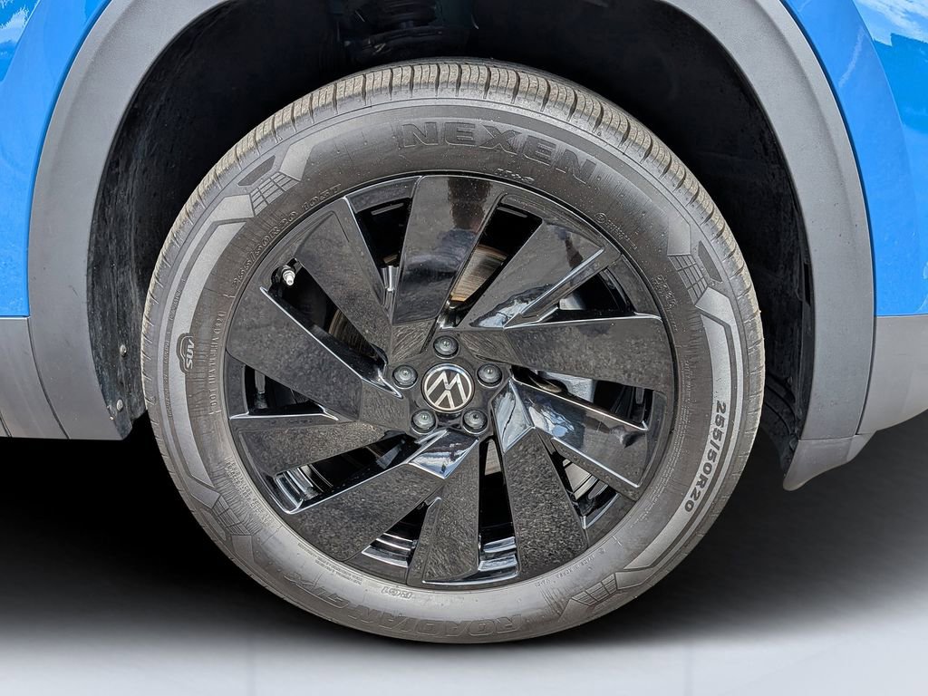 Used 2025 Volkswagen Atlas SE image 10