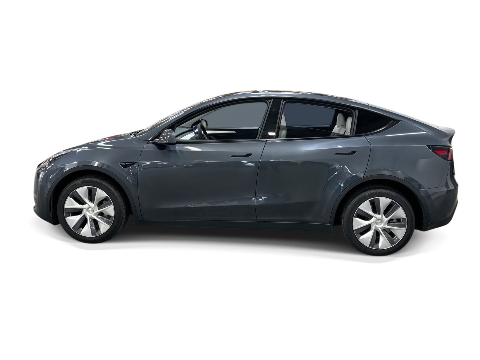 Certified 2023 Tesla Model Y Long Range AWD/4WD image 3