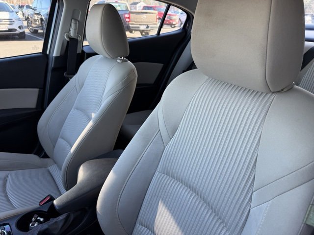 Used 2014 MAZDA MAZDA3 i Touring w/ Technology Package image 13