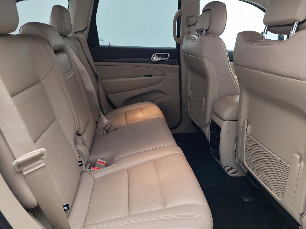 Used 2022 Jeep Grand Cherokee Laredo E w/ Security & Convenience Group AWD/4WD image 19