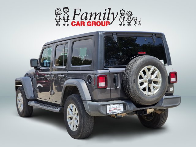 Used 2023 Jeep Wrangler Unlimited Sport AWD/4WD image 3
