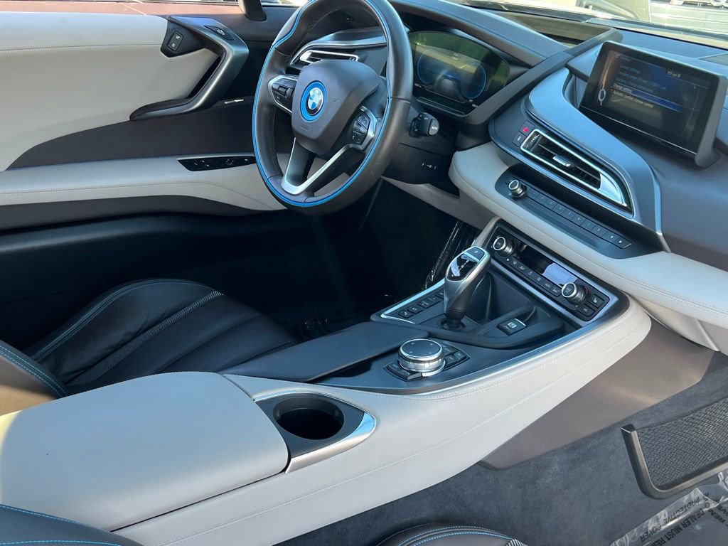 Used 2014 BMW i8 image 16