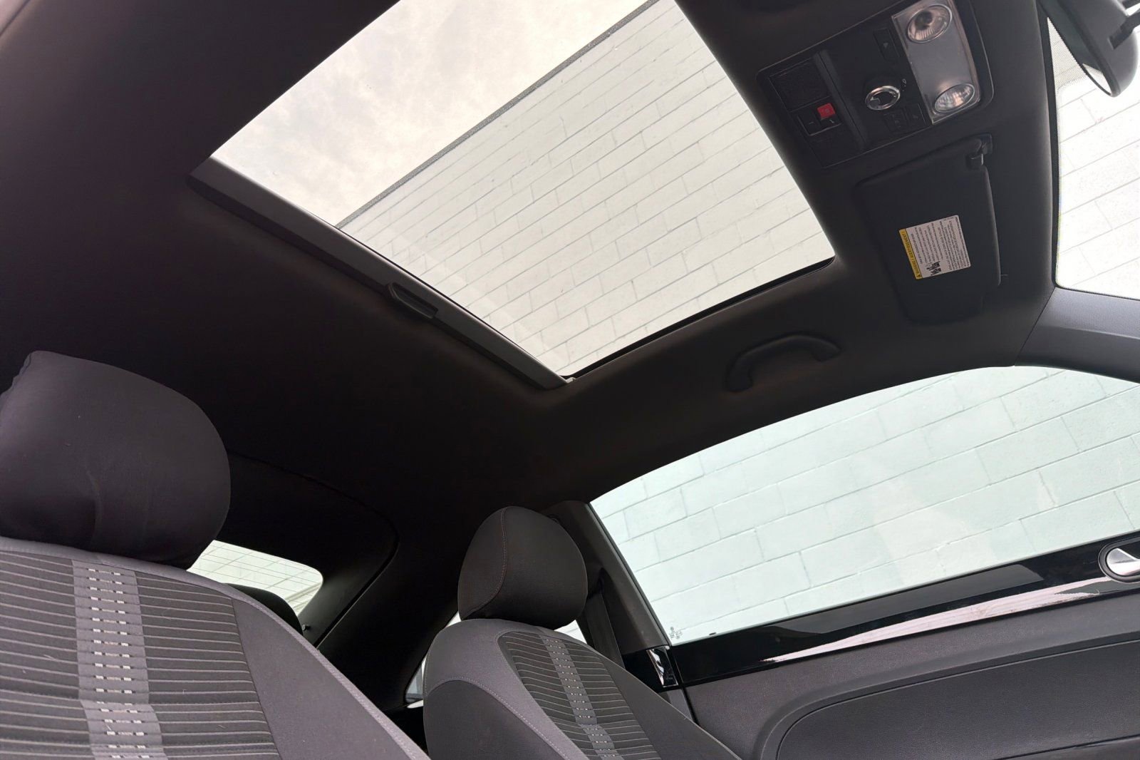 Used 2014 Volkswagen Beetle R-Line image 16