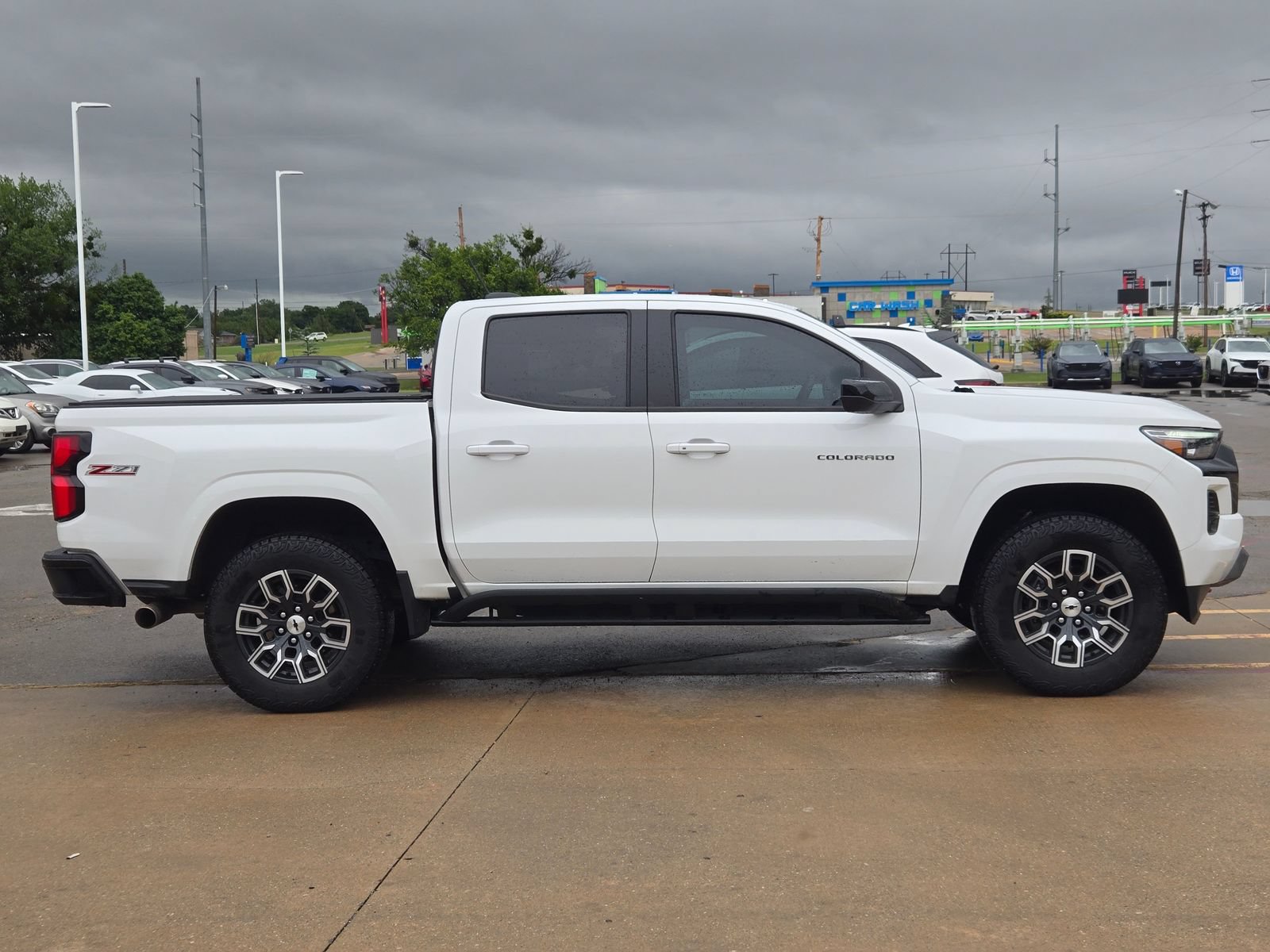Used 2024 Chevrolet Colorado Z71 w/ Z71 Convenience Package 2 AWD/4WD image 7