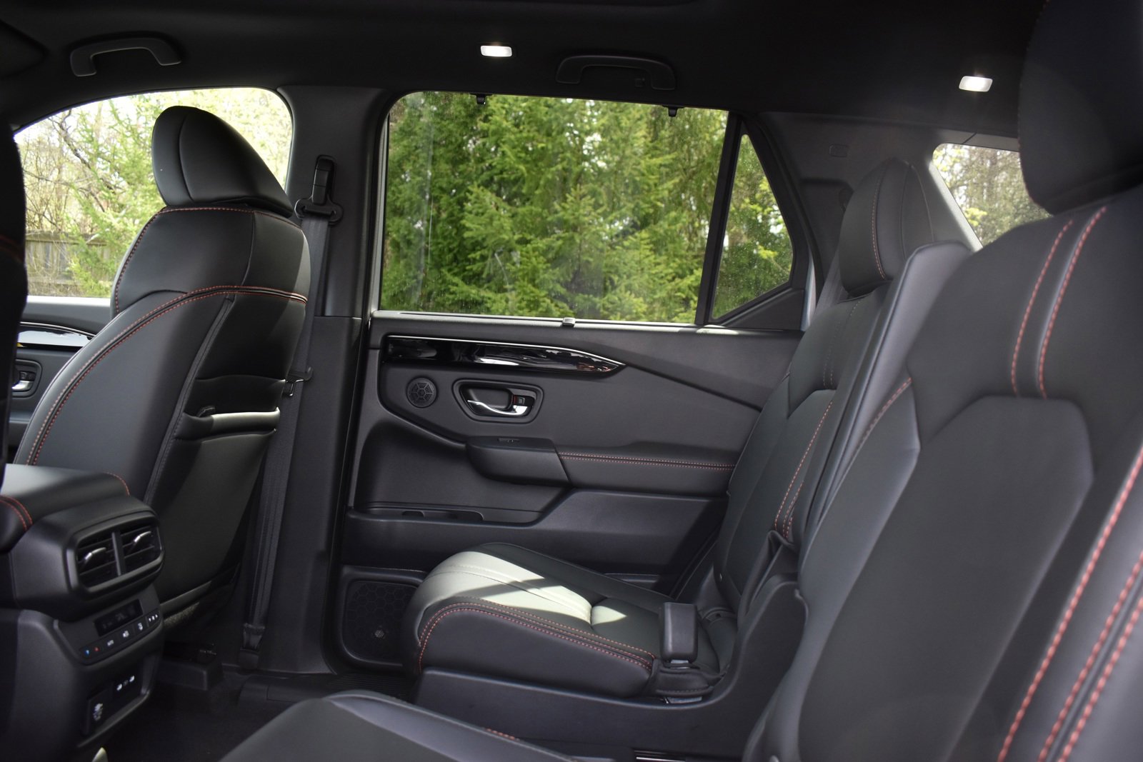 New 2025 Honda Pilot TrailSport image 14