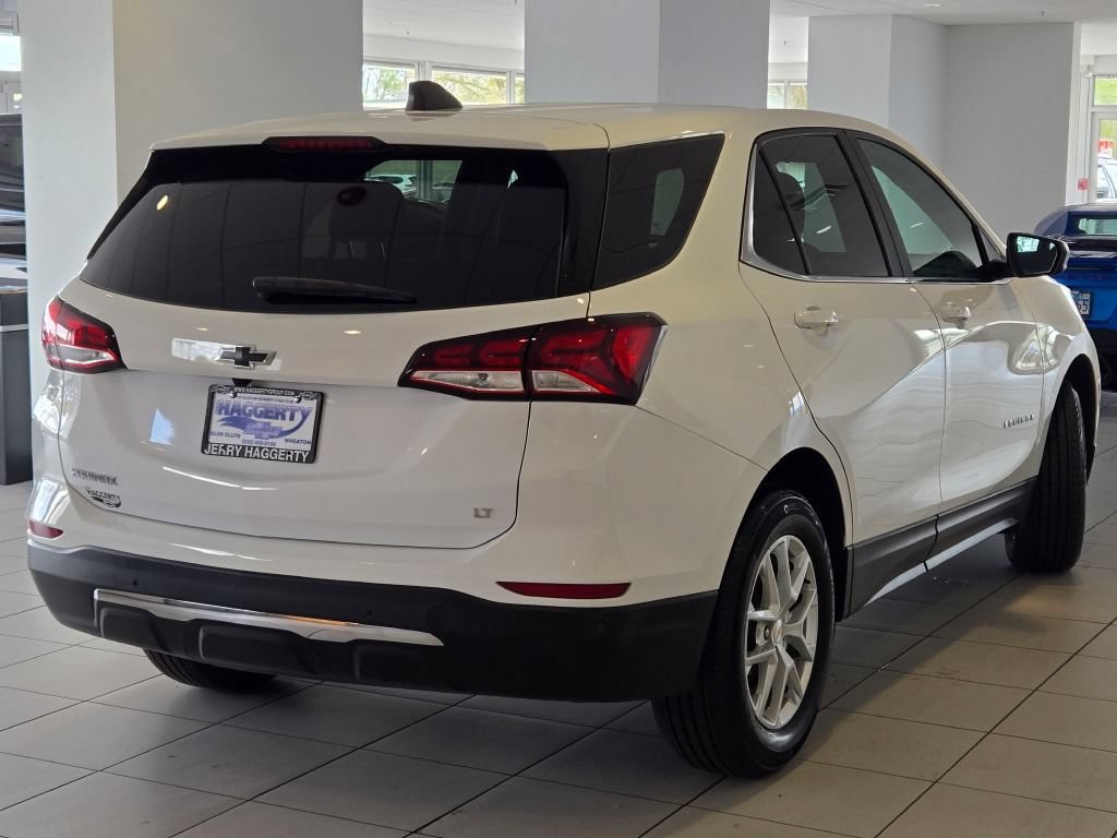 Certified 2024 Chevrolet Equinox LT FWD image 11