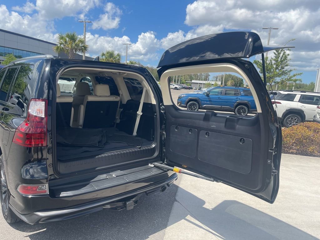 Used 2021 Lexus GX 460 Premium image 31