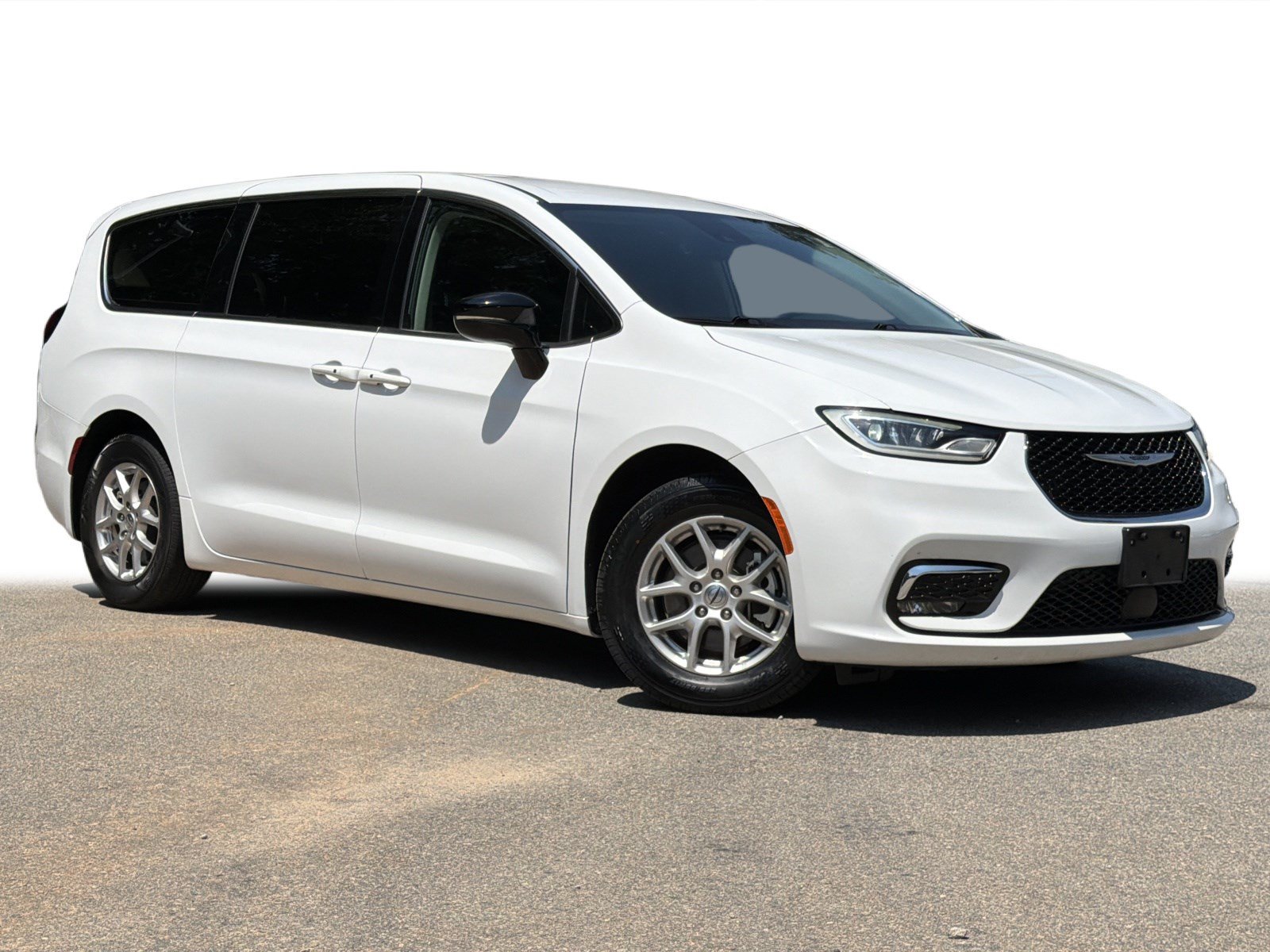 Used 2024 Chrysler Pacifica Touring-L FWD image 2