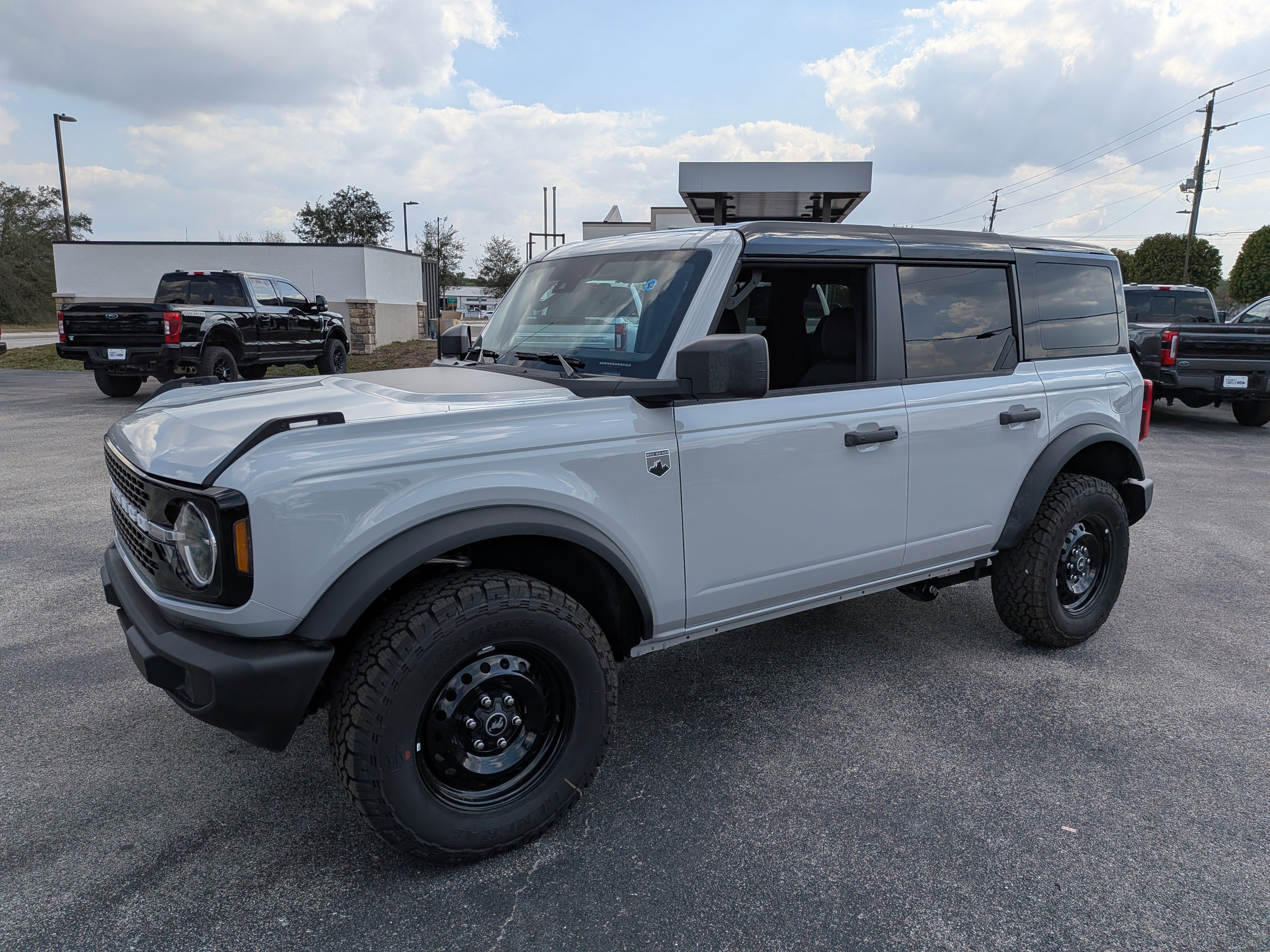 New 2026 Ford Bronco Big Bend image 8