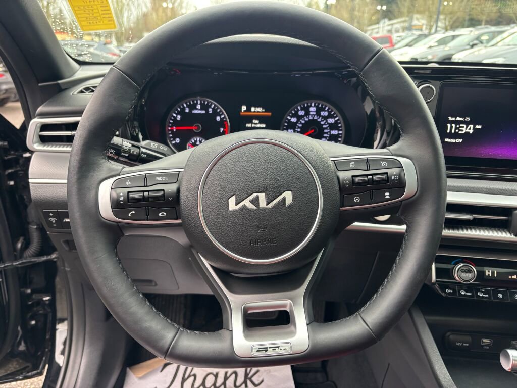 Used 2023 Kia K5 GT-Line image 17
