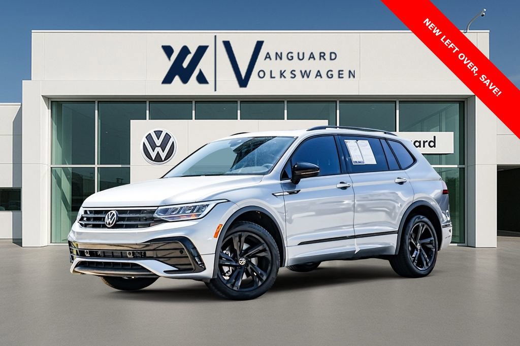 Used 2024 Volkswagen Tiguan SE R-Line image 1