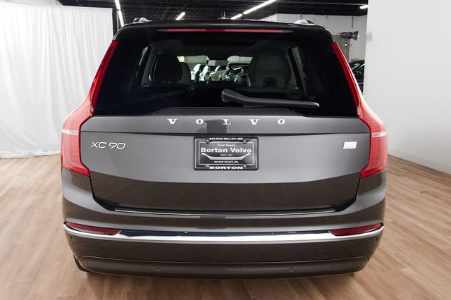 Used 2024 Volvo XC90 T8 Ultimate w/ Protection Package Premier AWD/4WD image 4