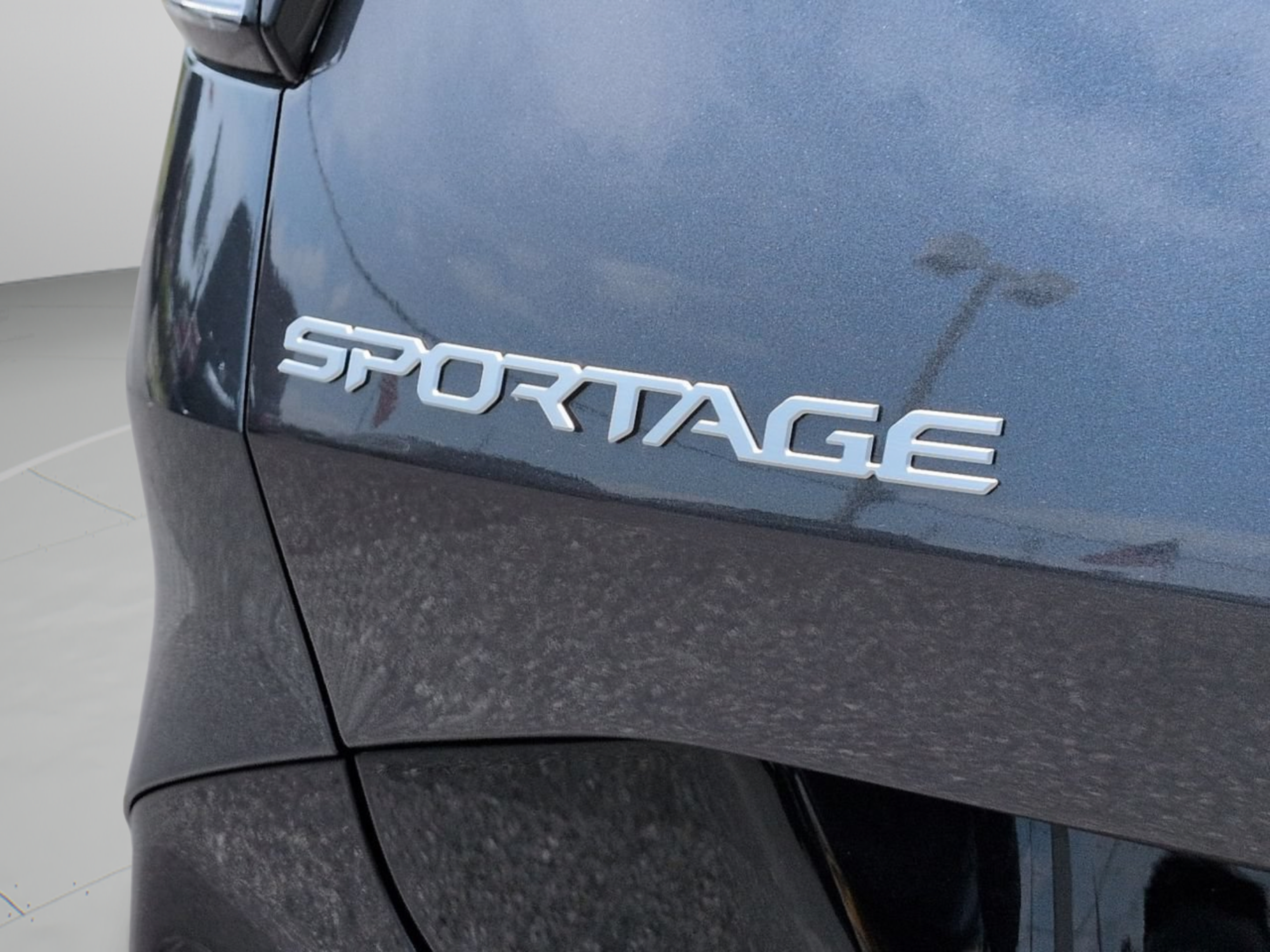 Certified 2025 Kia Sportage SX Prestige AWD/4WD image 16