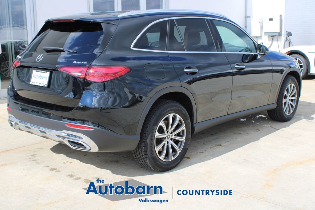 Used 2025 Mercedes-Benz GLC 300 4MATIC image 6