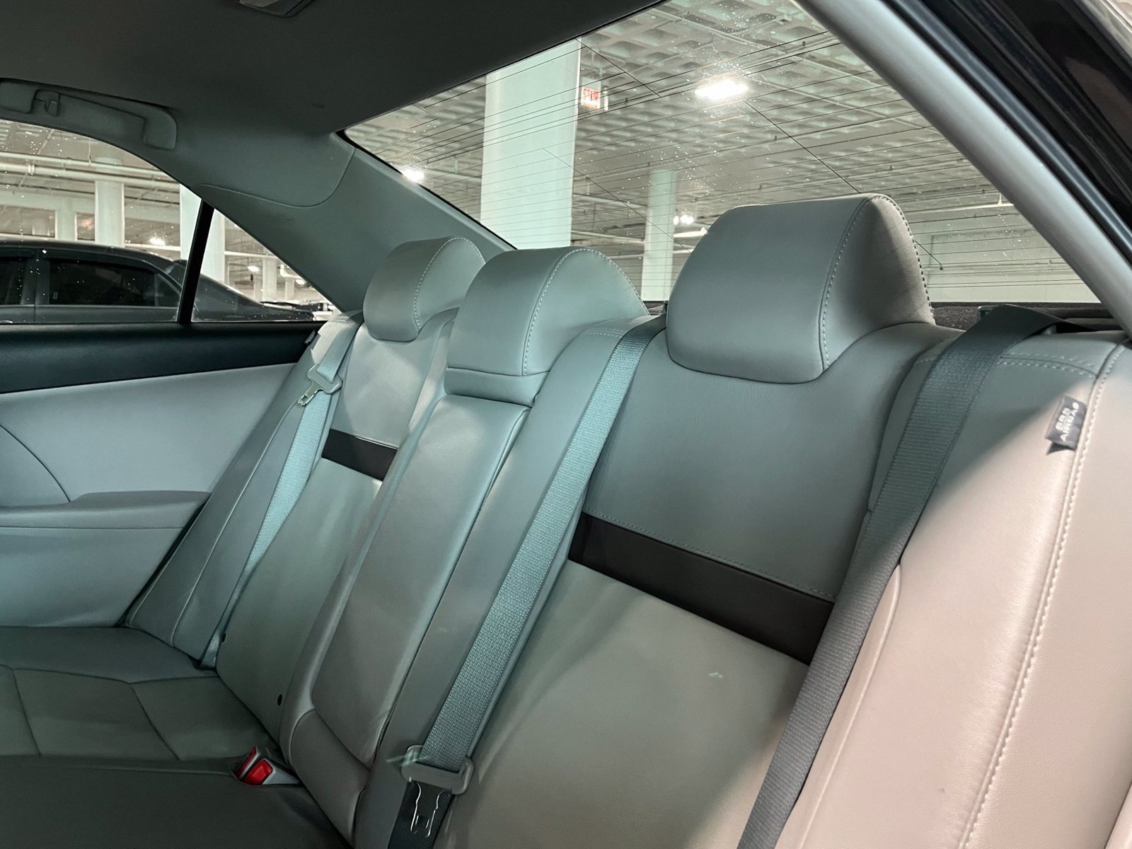 Used 2012 Toyota Camry XLE w/ Leather Pkg FWD image 35