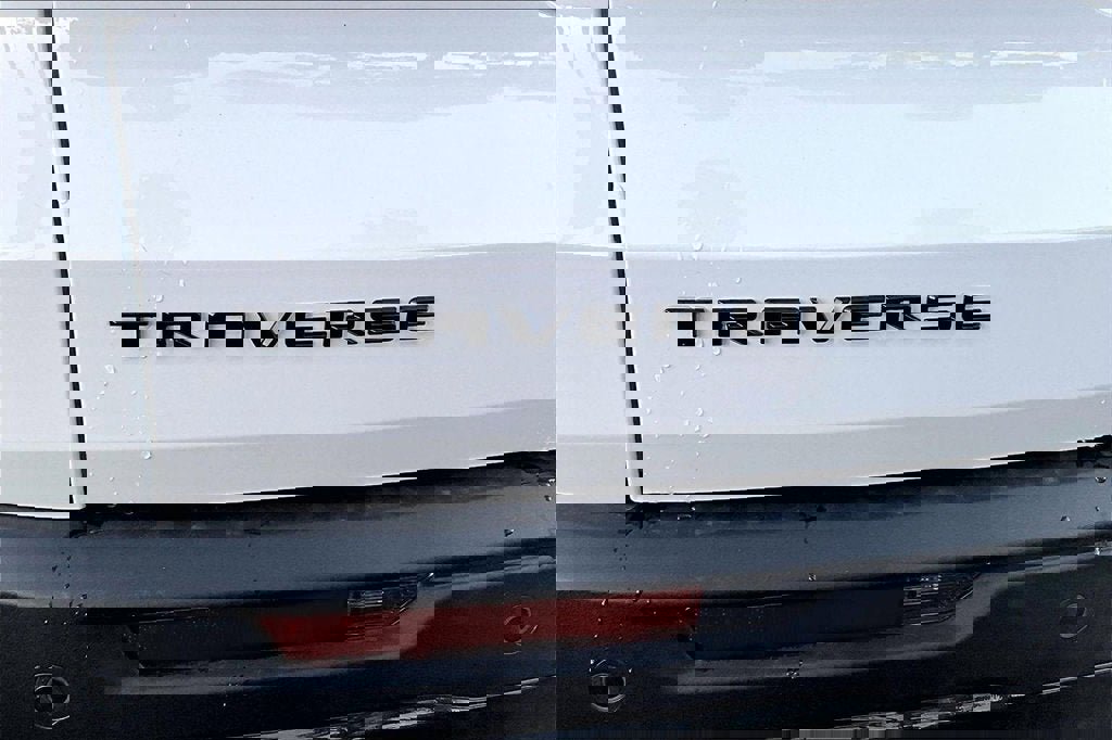 New 2026 Chevrolet Traverse LT w/ Midnight/Sport Edition image 12