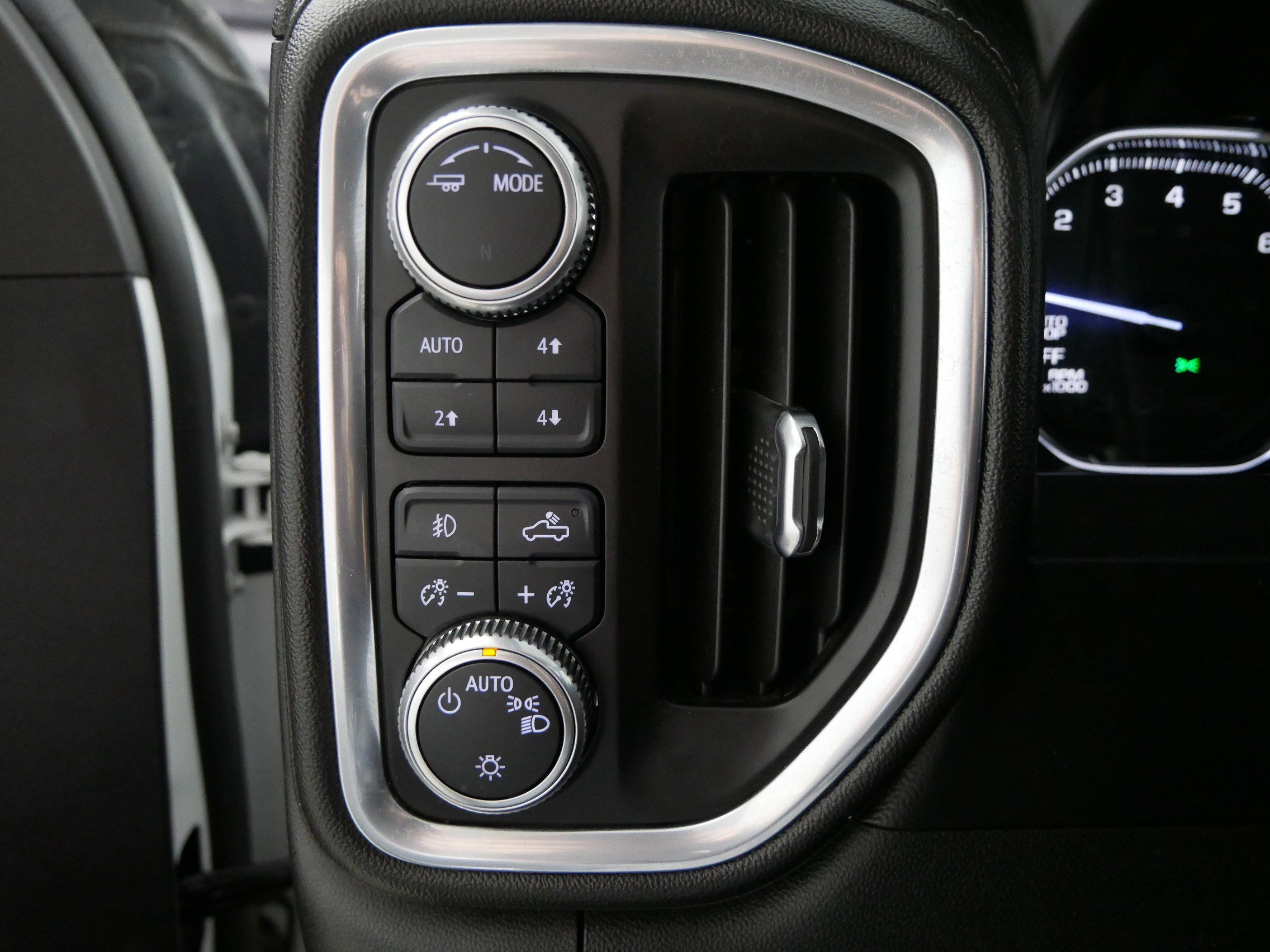 Used 2021 GMC Sierra 1500 Elevation w/ Preferred Package image 26