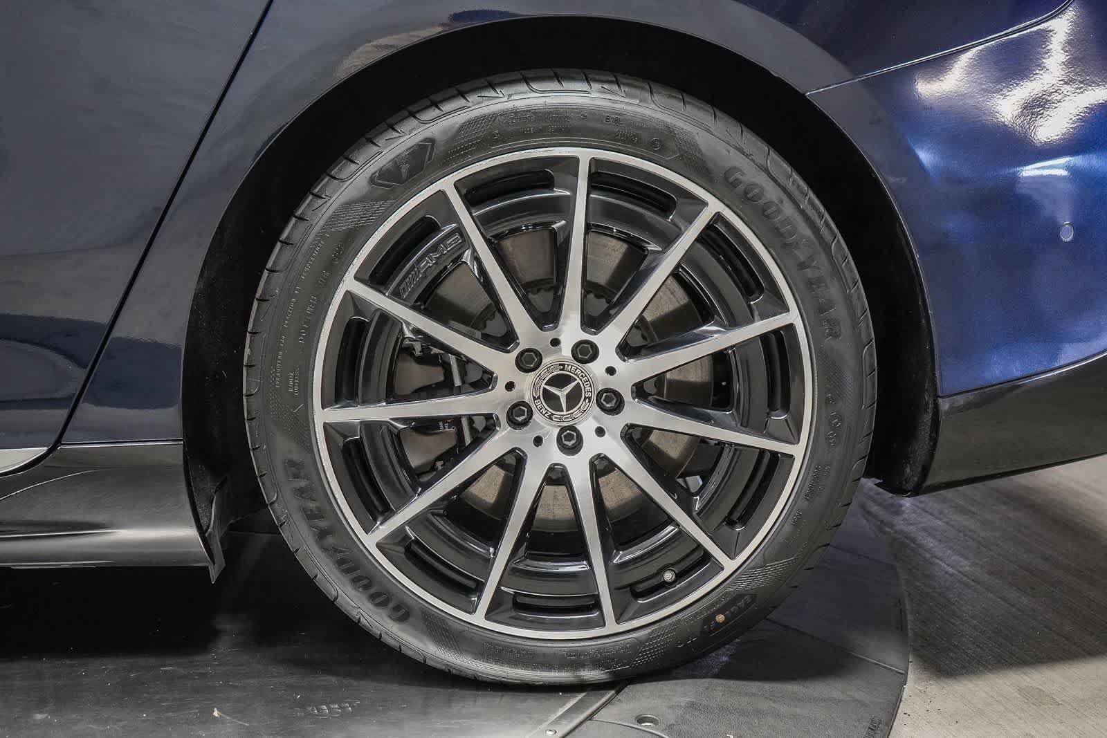 Certified 2023 Mercedes-Benz EQS 580 4MATIC Sedan image 10