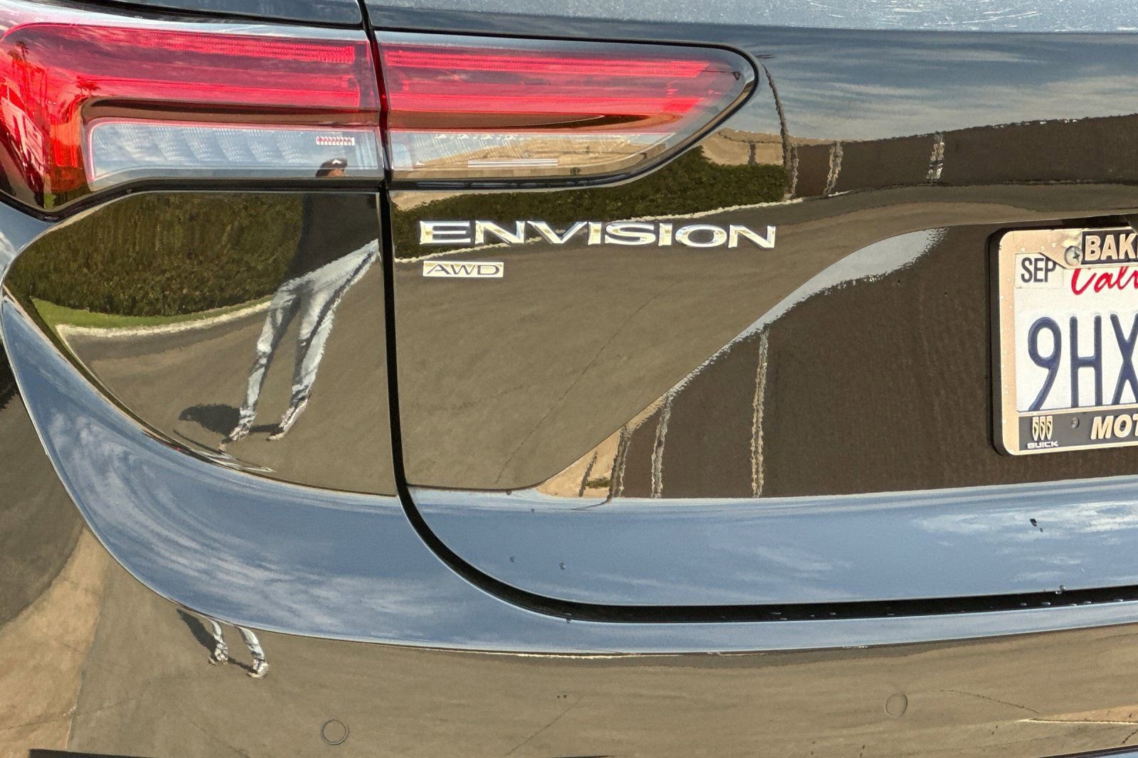 Certified 2023 Buick Envision Essence w/ Sport Touring Package image 28