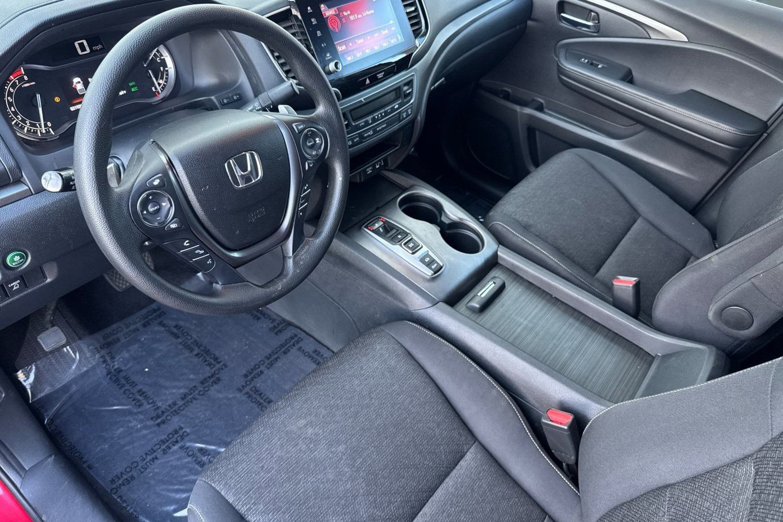 Used 2023 Honda Ridgeline Sport image 4