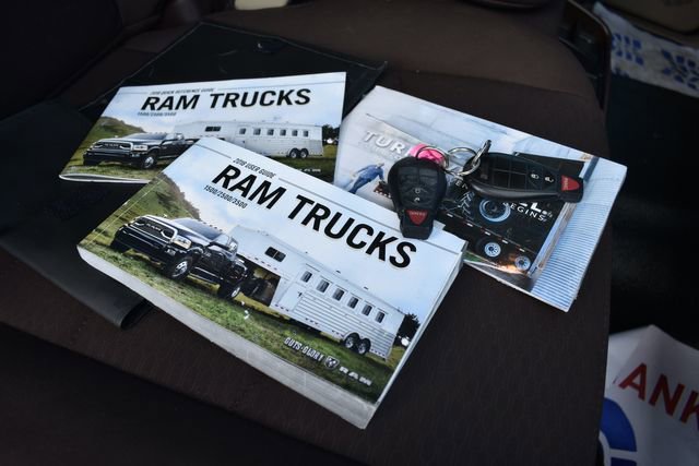 Used 2018 RAM 2500 SLT w/ Protection Group AWD/4WD image 17