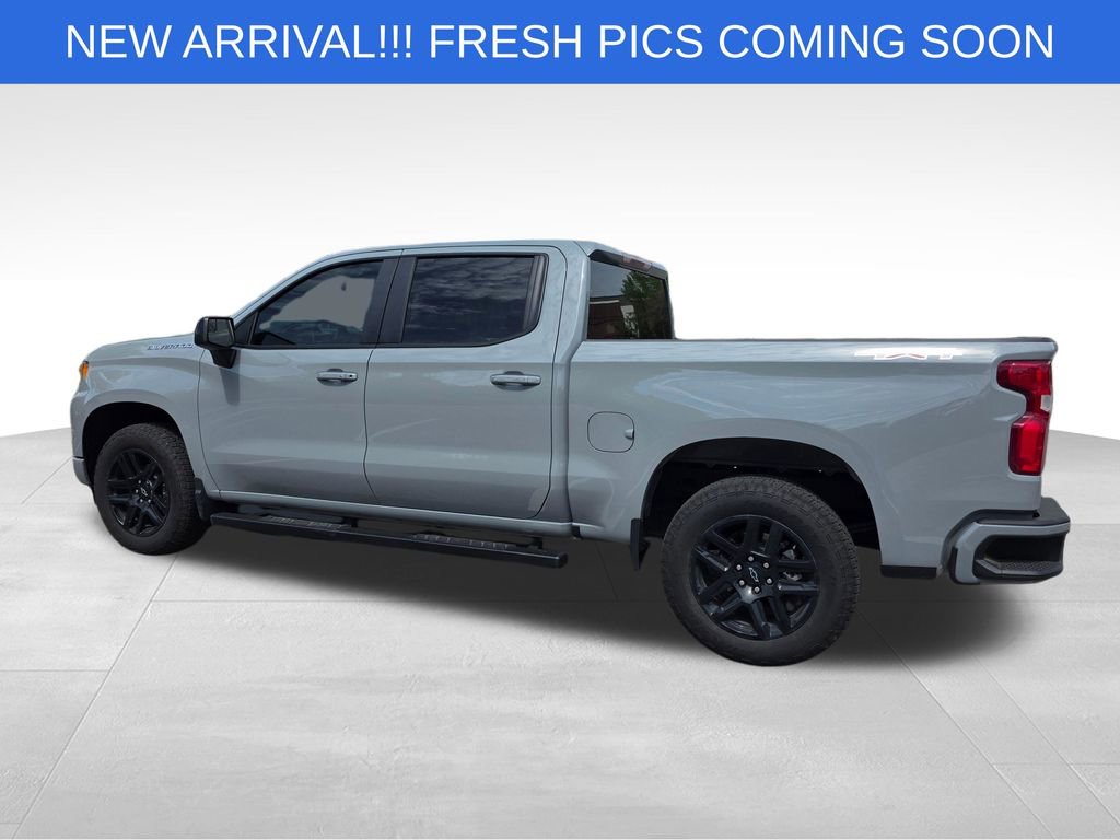 Used 2025 Chevrolet Silverado 1500 RST image 4