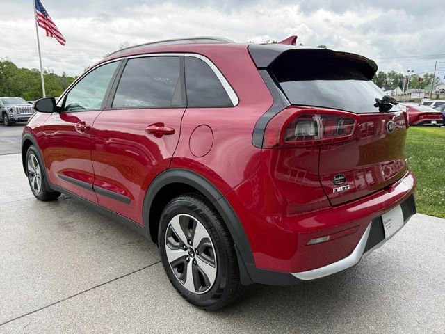 Used 2017 Kia Niro EX FWD image 25