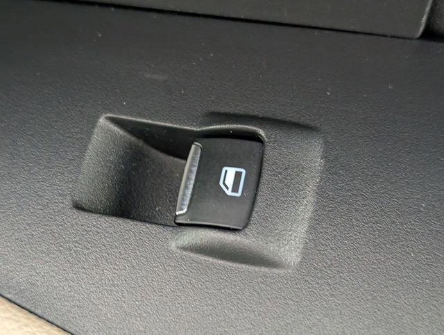 Used 2024 Ford Expedition Limited image 38