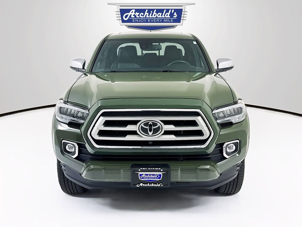 Used 2021 Toyota Tacoma Limited image 2