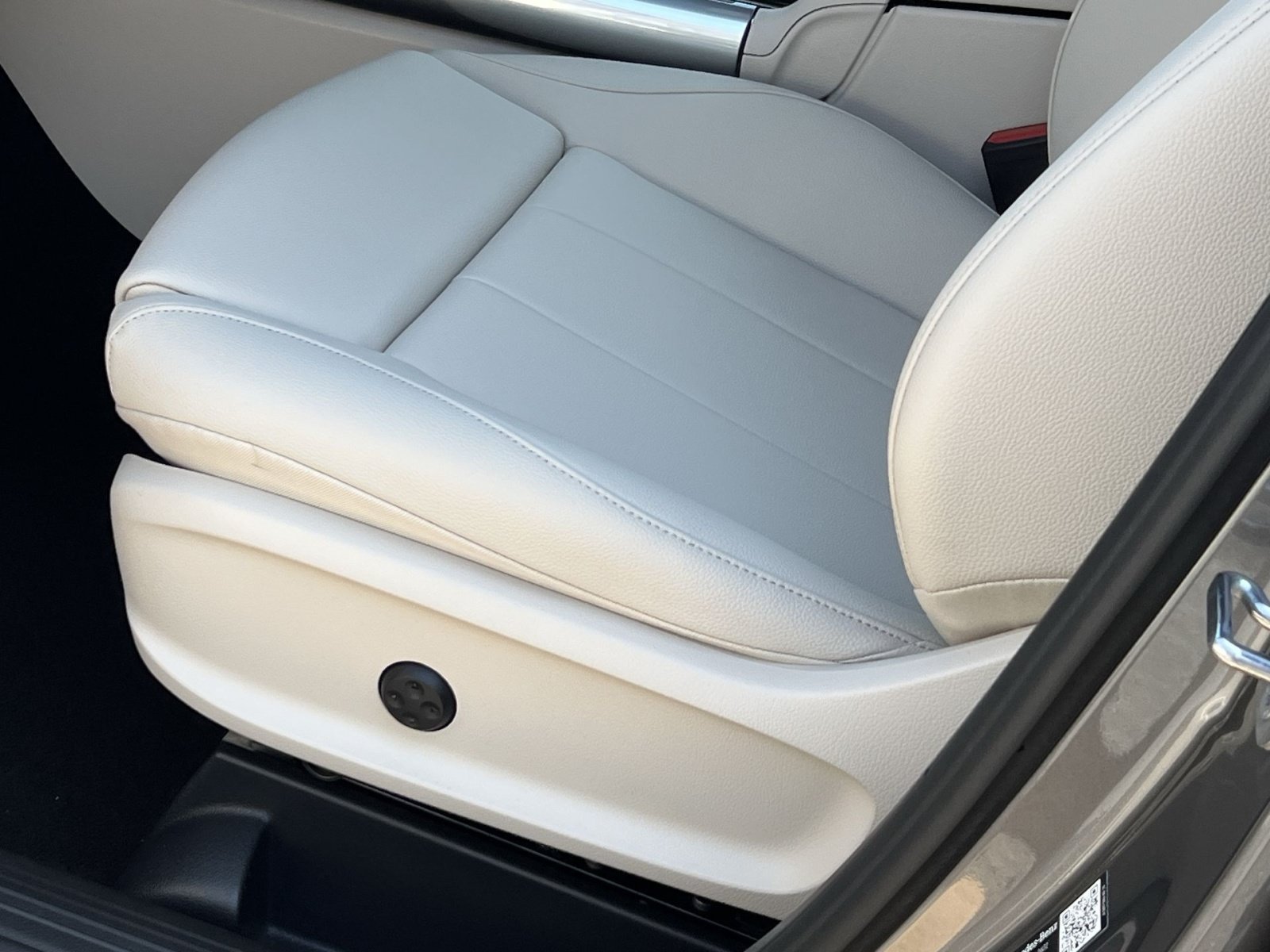 Certified 2026 Mercedes-Benz GLA 250 4MATIC image 12