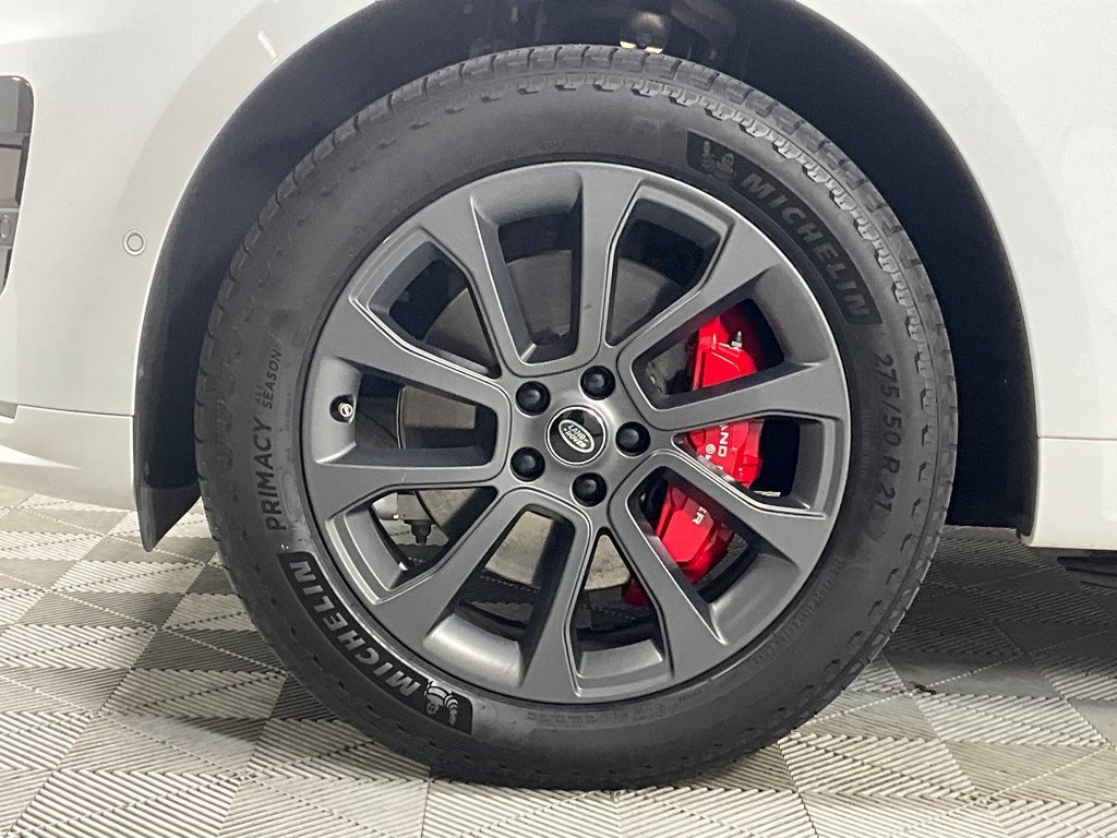 Certified 2024 Land Rover Range Rover Sport Dynamic SE image 29