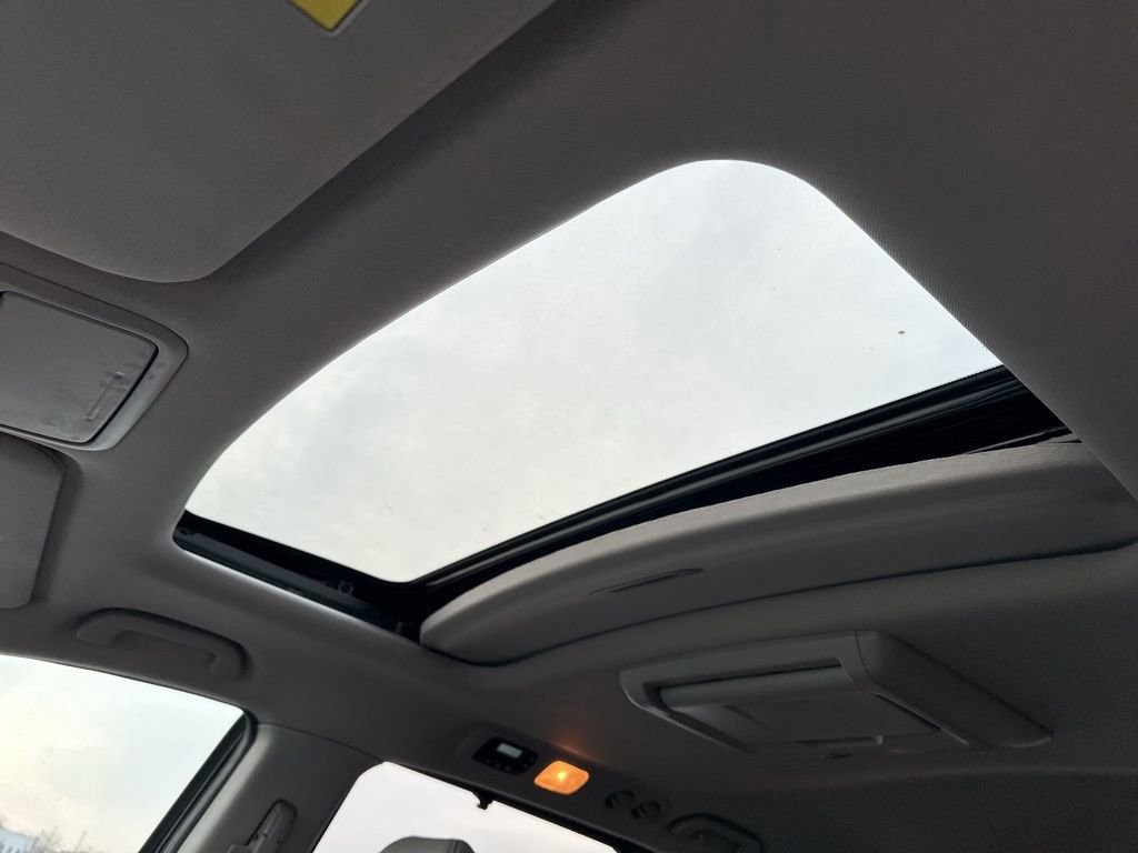 Used 2014 Honda Odyssey Touring image 6