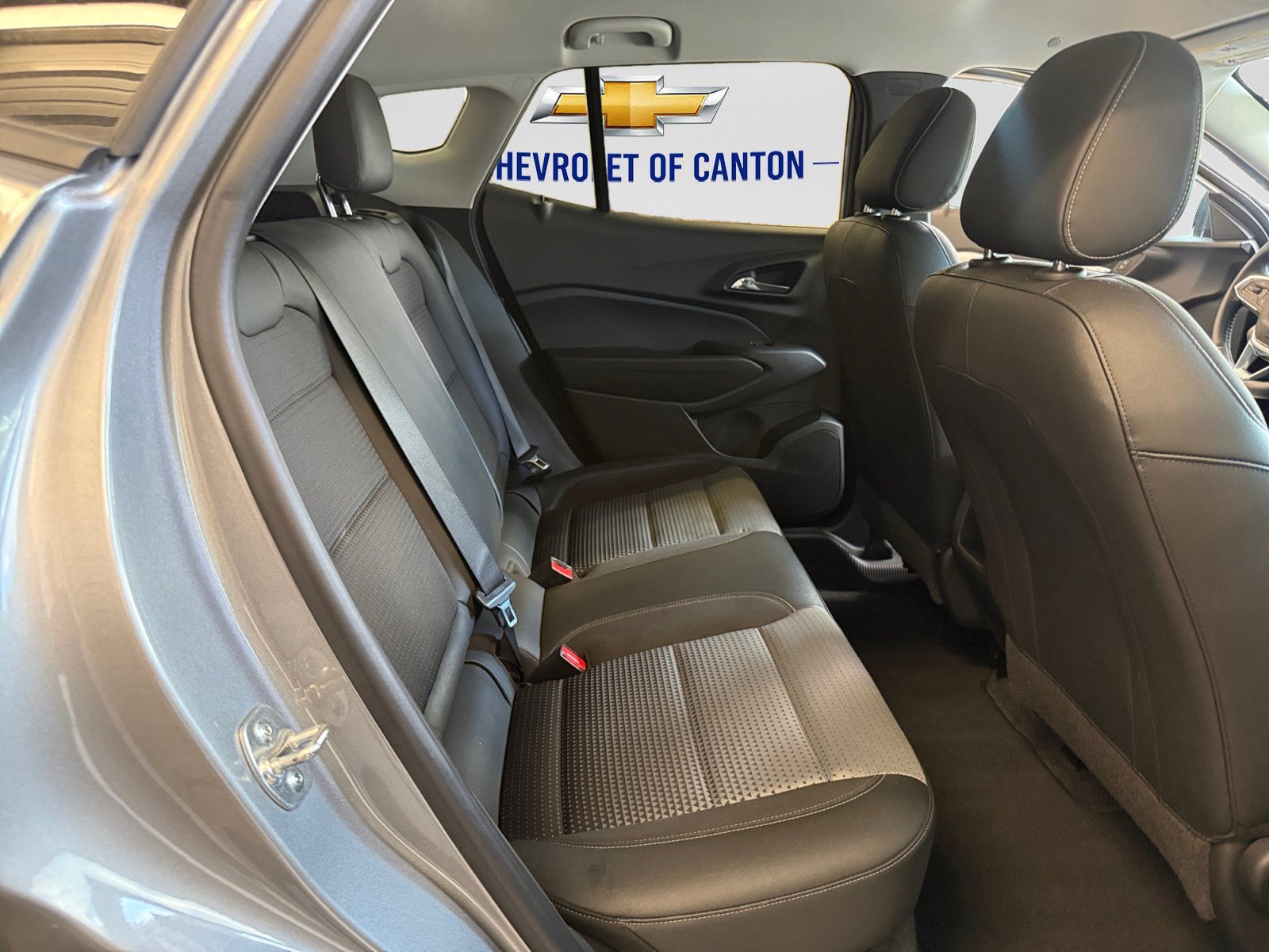 Used 2025 Chevrolet Trax LT w/ Driver Confidence Package FWD image 15